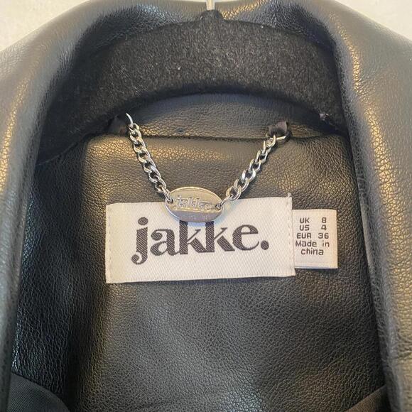 JAKKE black vegan leather Moto jacket - Picture 5 of 8